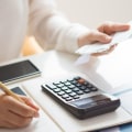 What factors should you consider when choosing an insurance agent?